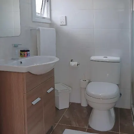 Apartment Elegant In City Center Larnaca